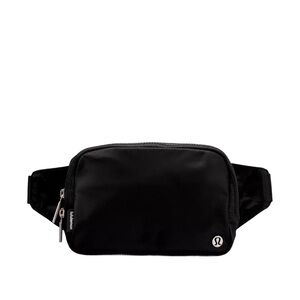 Everywhere Belt Bag
Large 2L Black